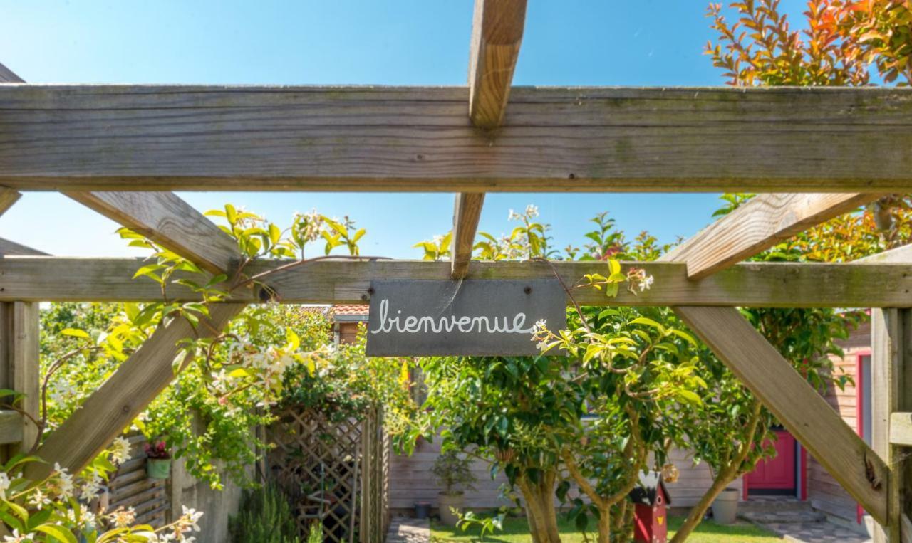 L'Escale Marine - Couette Et Cafe Bed & Breakfast La Rochelle  Bagian luar foto